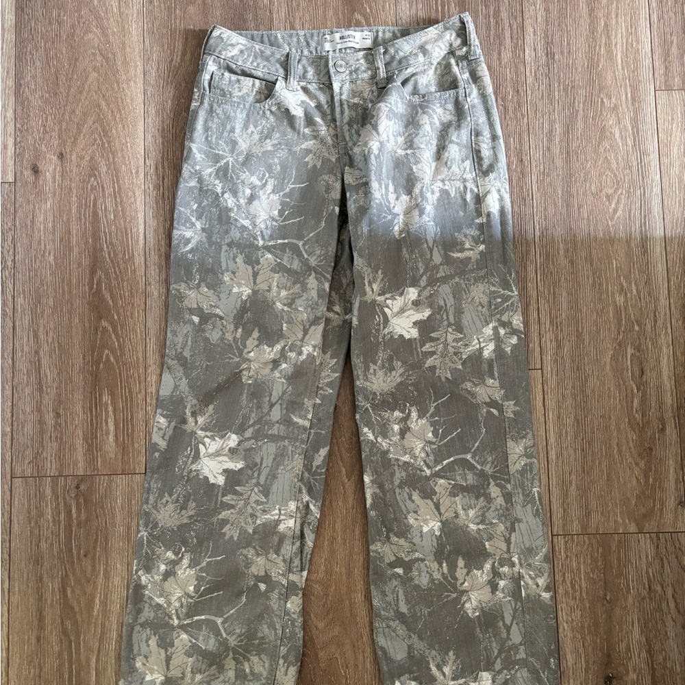 Curve Low Rise Baggy Jean